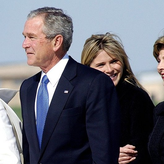 Brittany Bergquist meets President George Bush to discuss Cell Phones For Soldiers mission, March 2006.